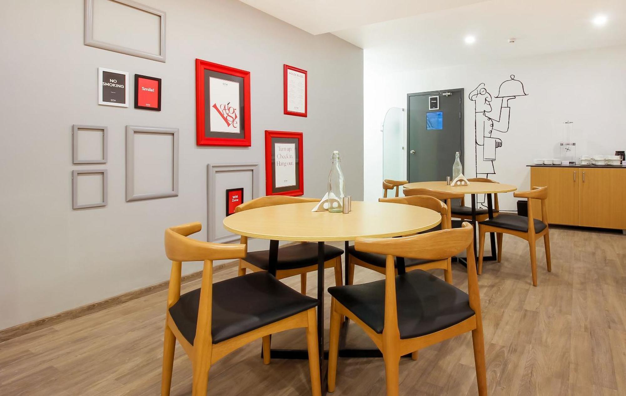Super Townhouse The Cinco Hotel Near Esi Hospital ไฮเดอราบัด ภายนอก รูปภาพ
